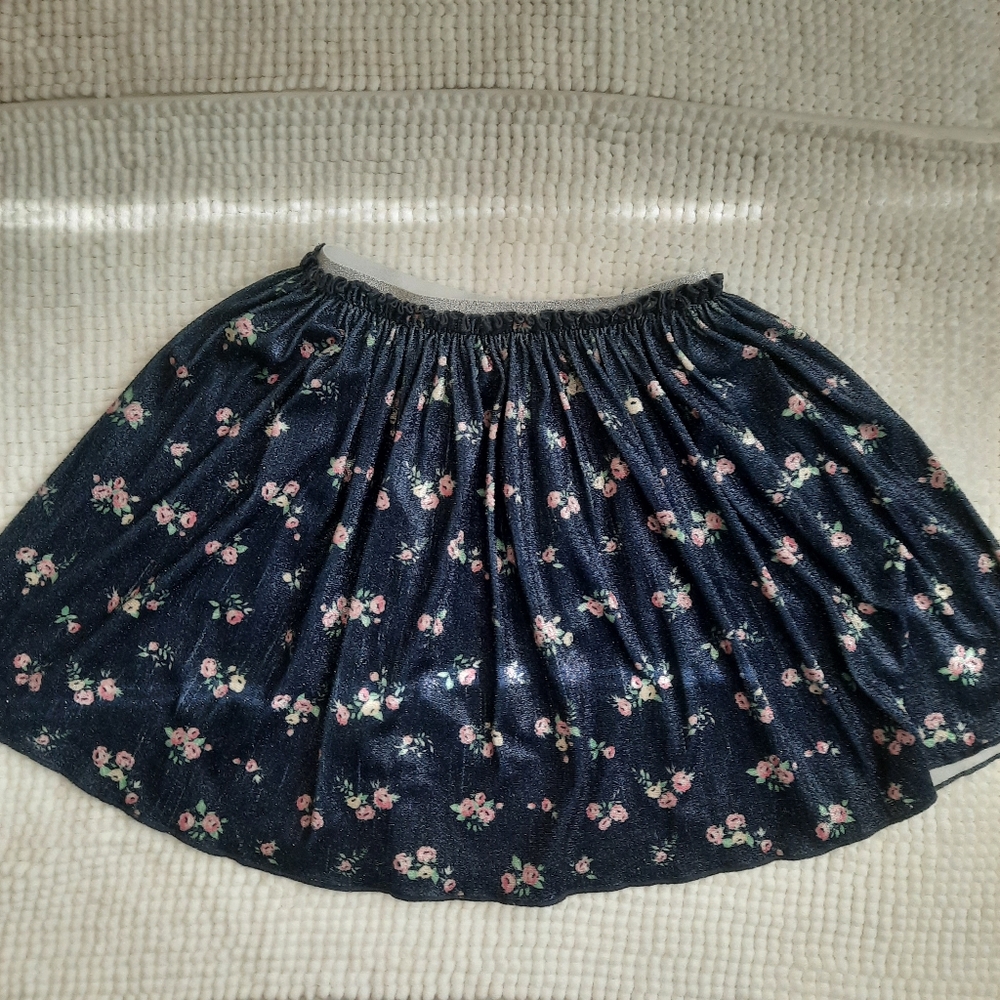 Girl H&M Navy Blue skirt Girls size 8-10
